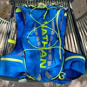 Nathan Vapor Air 7L Running Vest size M/L